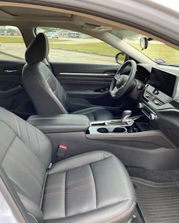 Repo Altima Interior